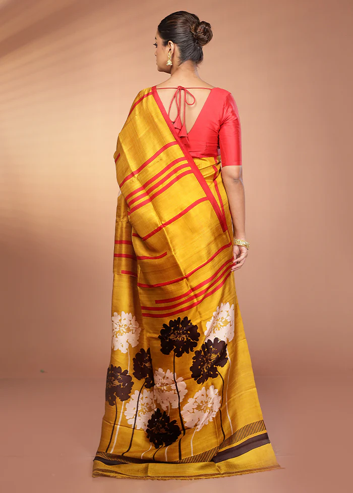 Yellow Printed Silk Saree With Blouse Piece - Image 3