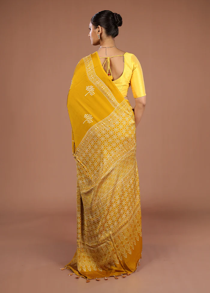 Yellow Printed Pure Silk Saree Without Blouse Piece - Image 3