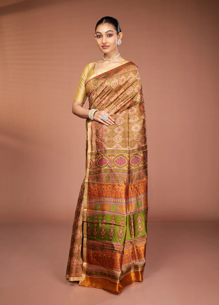 Yellow Printed Silk Saree Without Blouse Piece - Image 4