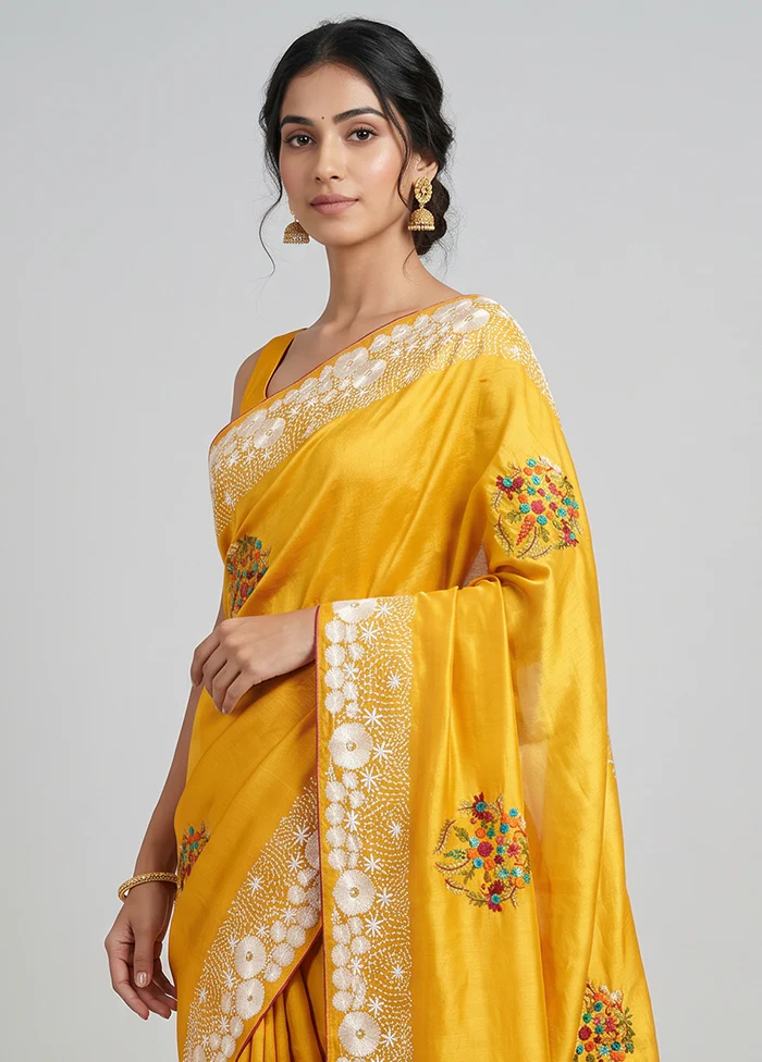 Yellow Printed Silk Saree Without Blouse Piece - Image 2
