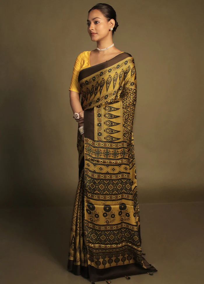 Yellow Pure Modal Silk Saree Without Blouse Piece - Image 4