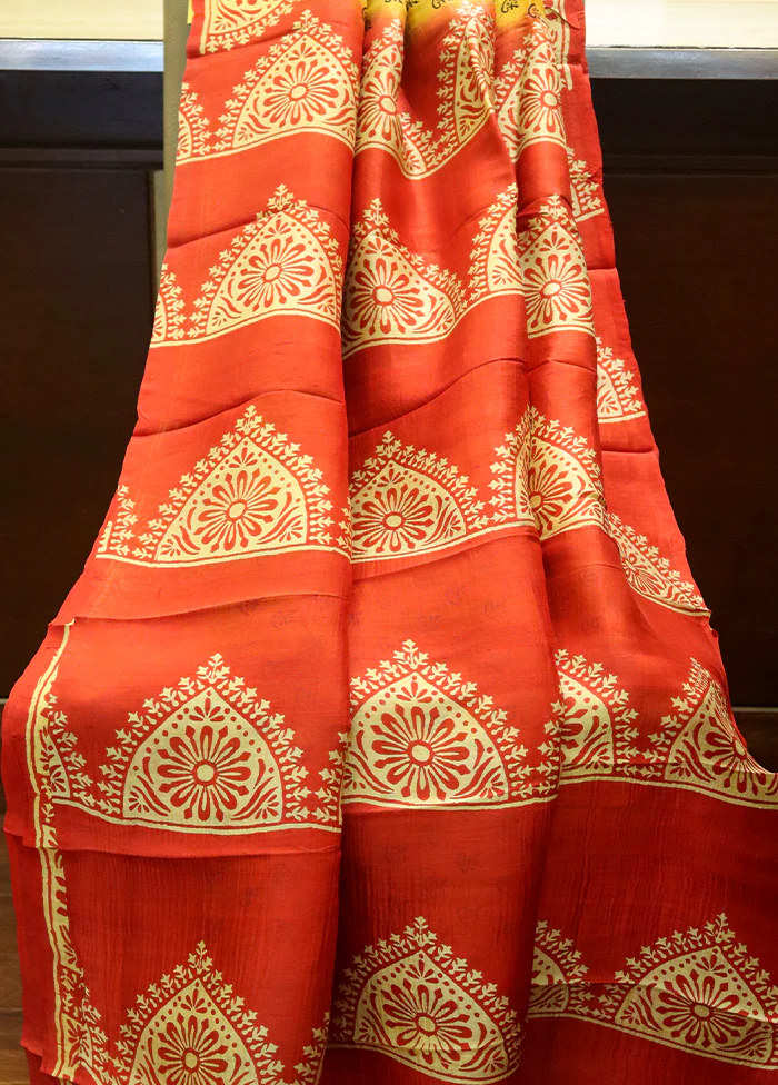 Yellow Printed Pure Silk Saree Without Blouse Piece - Image 3
