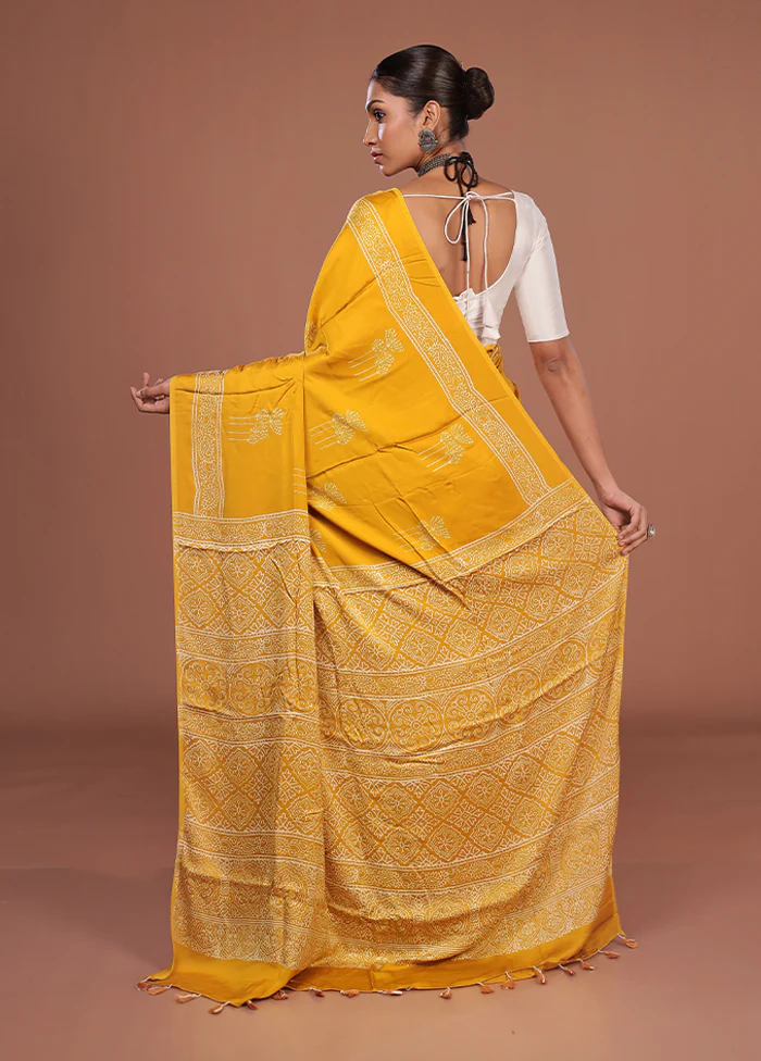 Yellow Printed Pure Silk Saree Without Blouse Piece - Image 3