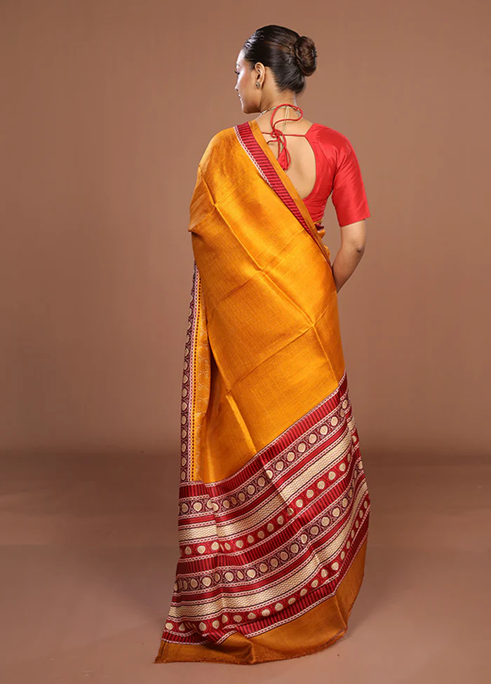 Yellow Printed Silk Saree Without Blouse Piece - Image 3