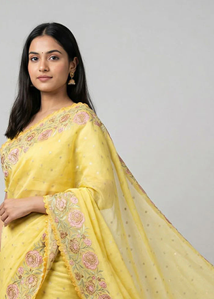 Yellow Pure Cotton Saree With Blouse Piece - Image 2