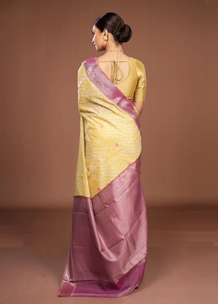Yellow Pure Cotton Saree With Blouse Piece - Image 3