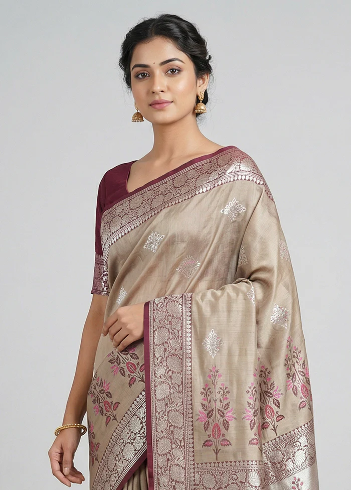 Yellow Tanchoi Silk Saree With Blouse Piece - Image 2