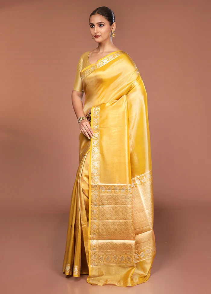 Yellow Tissue Silk Saree With Blouse Piece - Image 4
