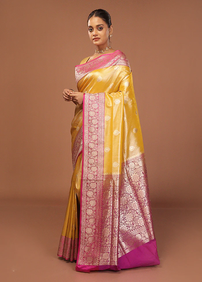 Yellow Tissue Silk Saree With Blouse Piece - Image 4