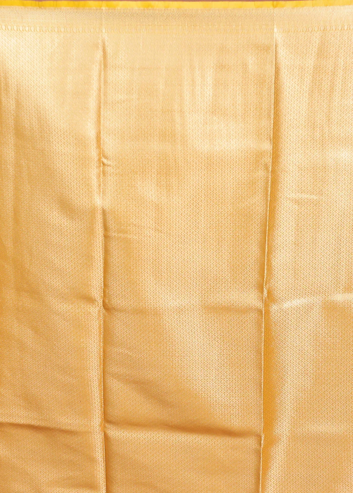 Yellow Tissue Silk Saree With Blouse Piece - Image 5
