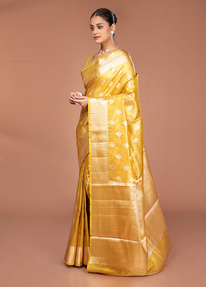 Yellow Tissue Silk Saree With Blouse Piece - Image 4