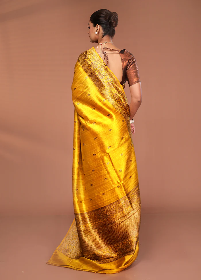 Yellow Tussar Pure Silk Saree With Blouse Piece - Image 3