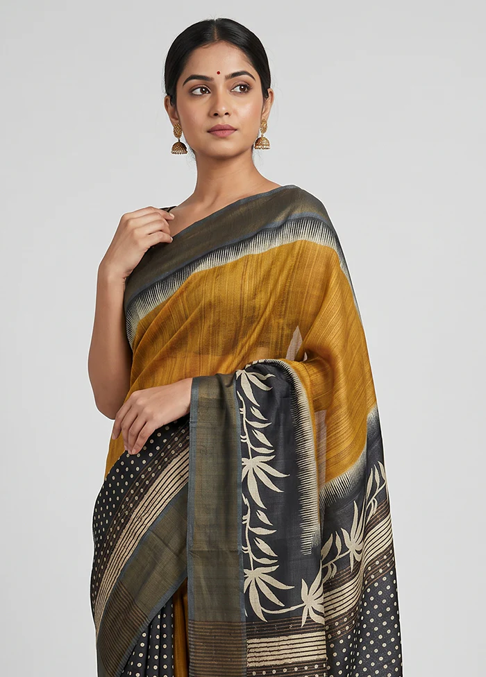 Yellow Tussar Silk Saree With Blouse Piece - Image 2