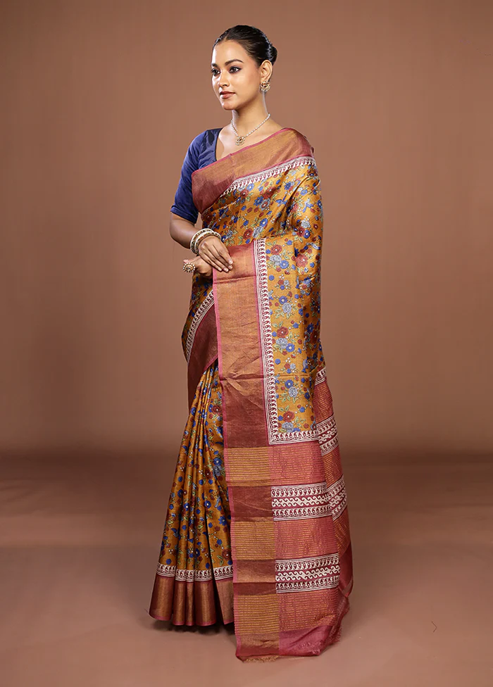Yellow Tussar Silk Saree With Blouse Piece - Image 4